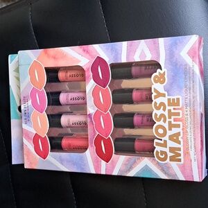 🎁NIB All Seasons Matte GLOSSES